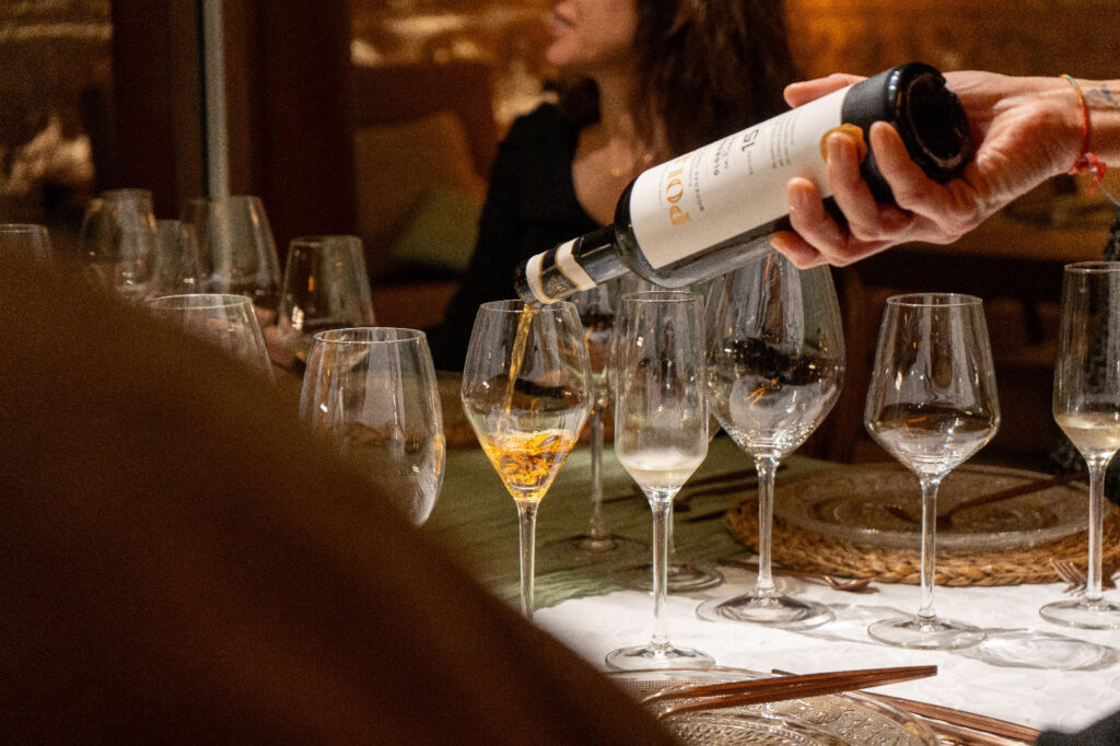 Experiencia Silent Wine en Córdoba, cata de vinos en silencio