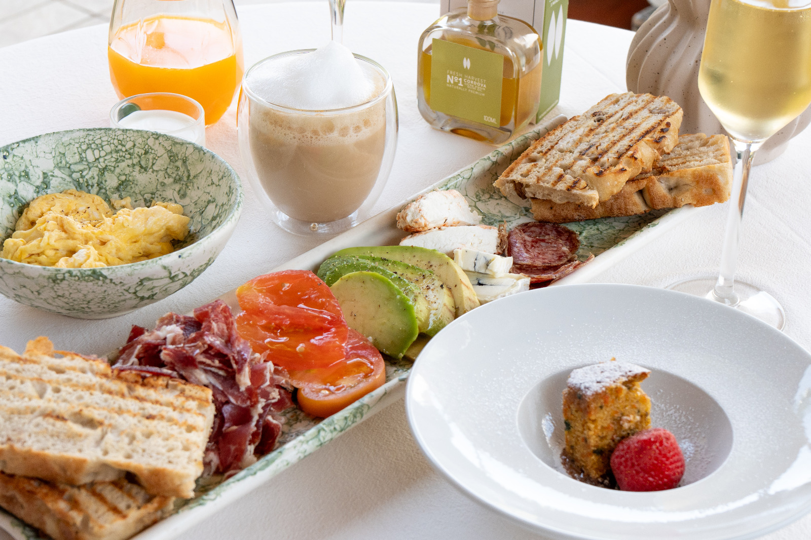 Este Verano en Córdoba: Brunchs con Piscina, Meriendas con Alma y Cenas que No se Olvidan