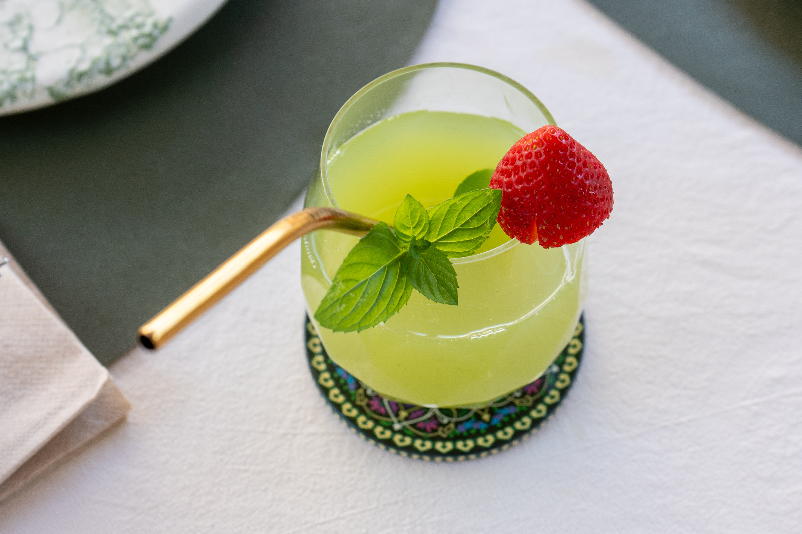 Brunch & Pool - Image 3
